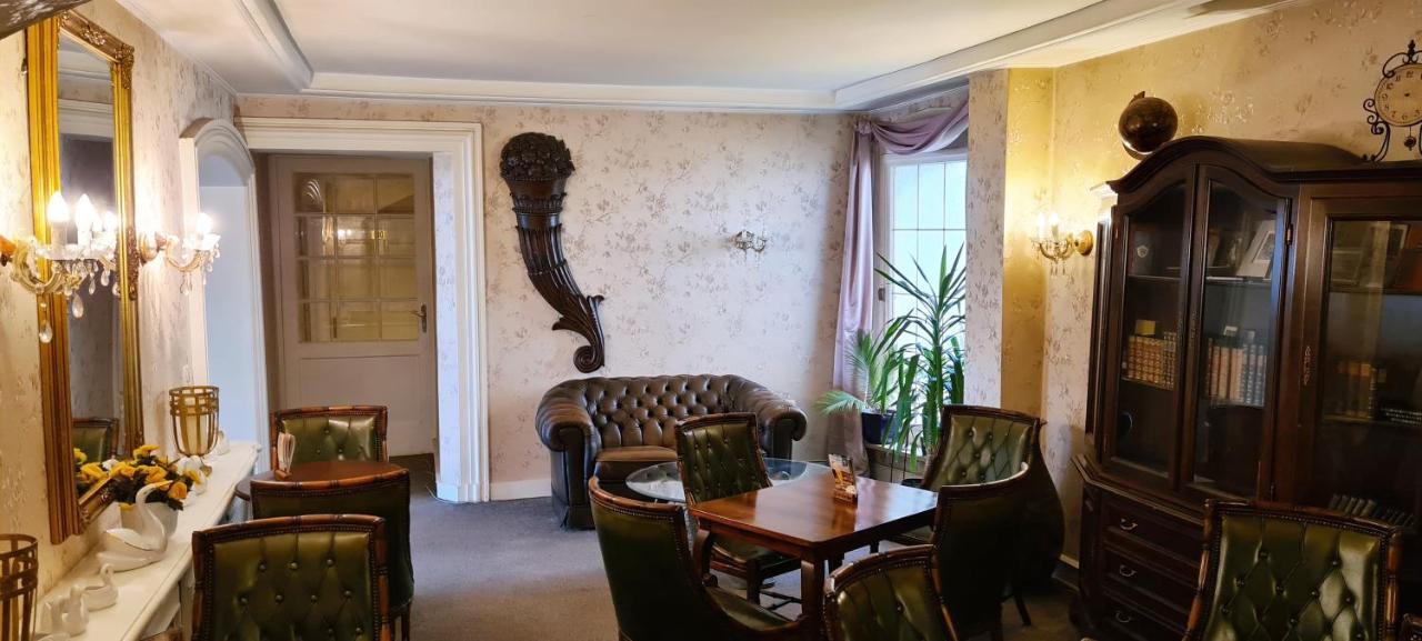 Historisches Hotel Zum Schwan Bad Karlshafen Esterno foto