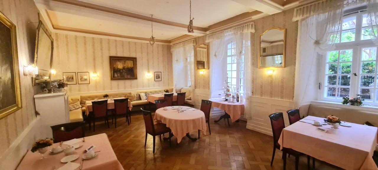 Historisches Hotel Zum Schwan Bad Karlshafen Esterno foto
