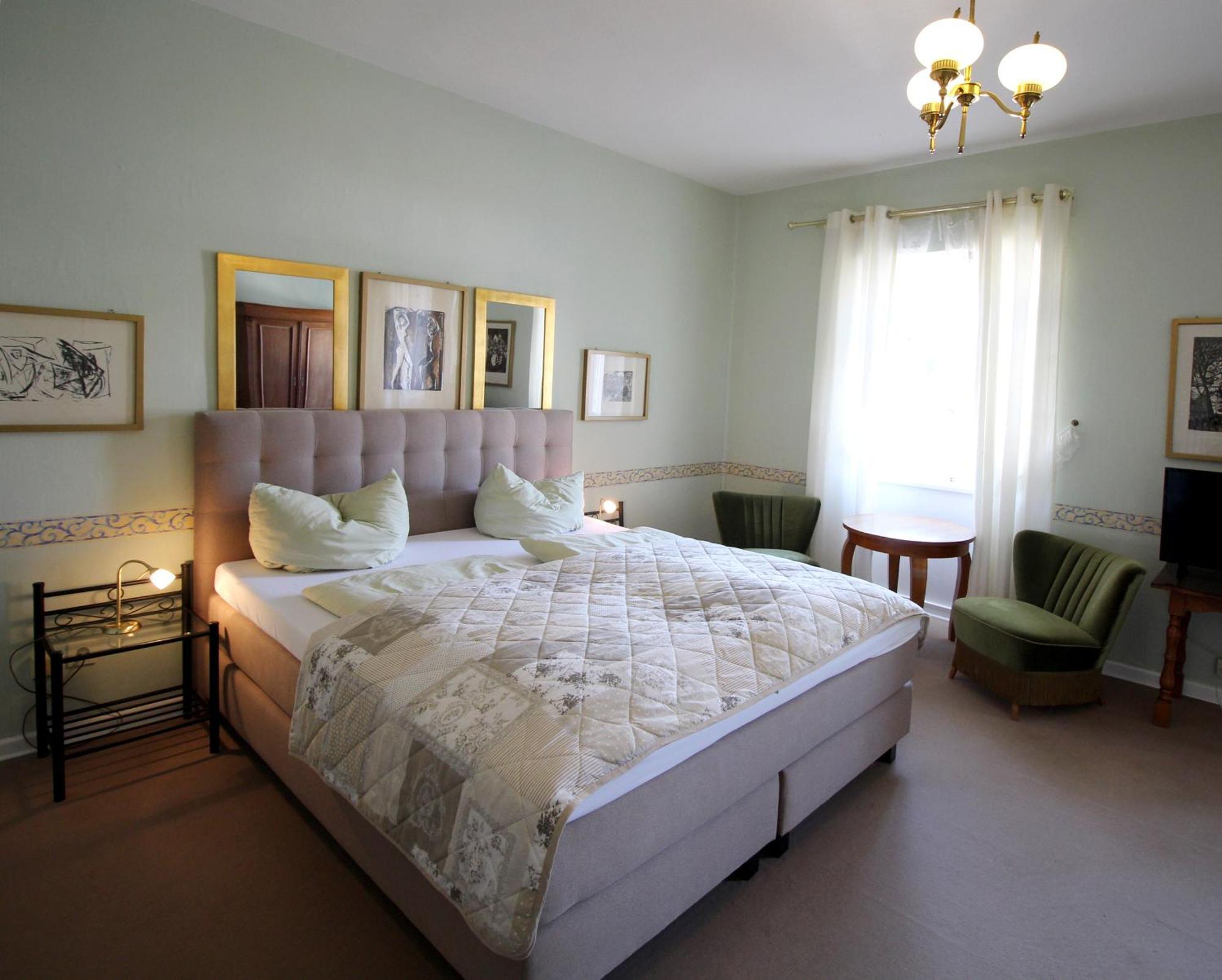 Historisches Hotel Zum Schwan Bad Karlshafen Esterno foto