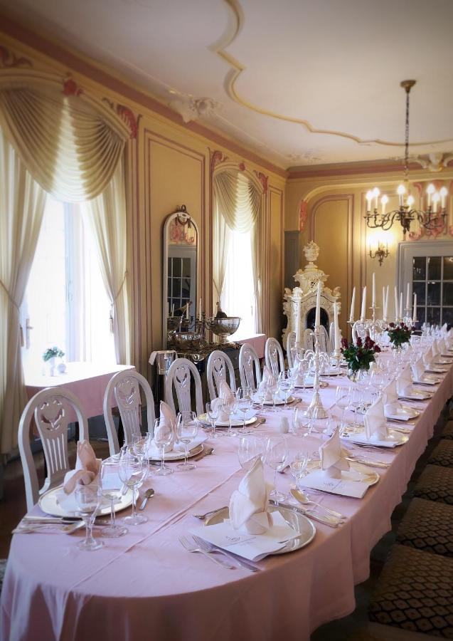 Historisches Hotel Zum Schwan Bad Karlshafen Esterno foto